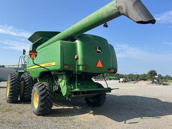 Image of John Deere 9770 STS equipment image 4