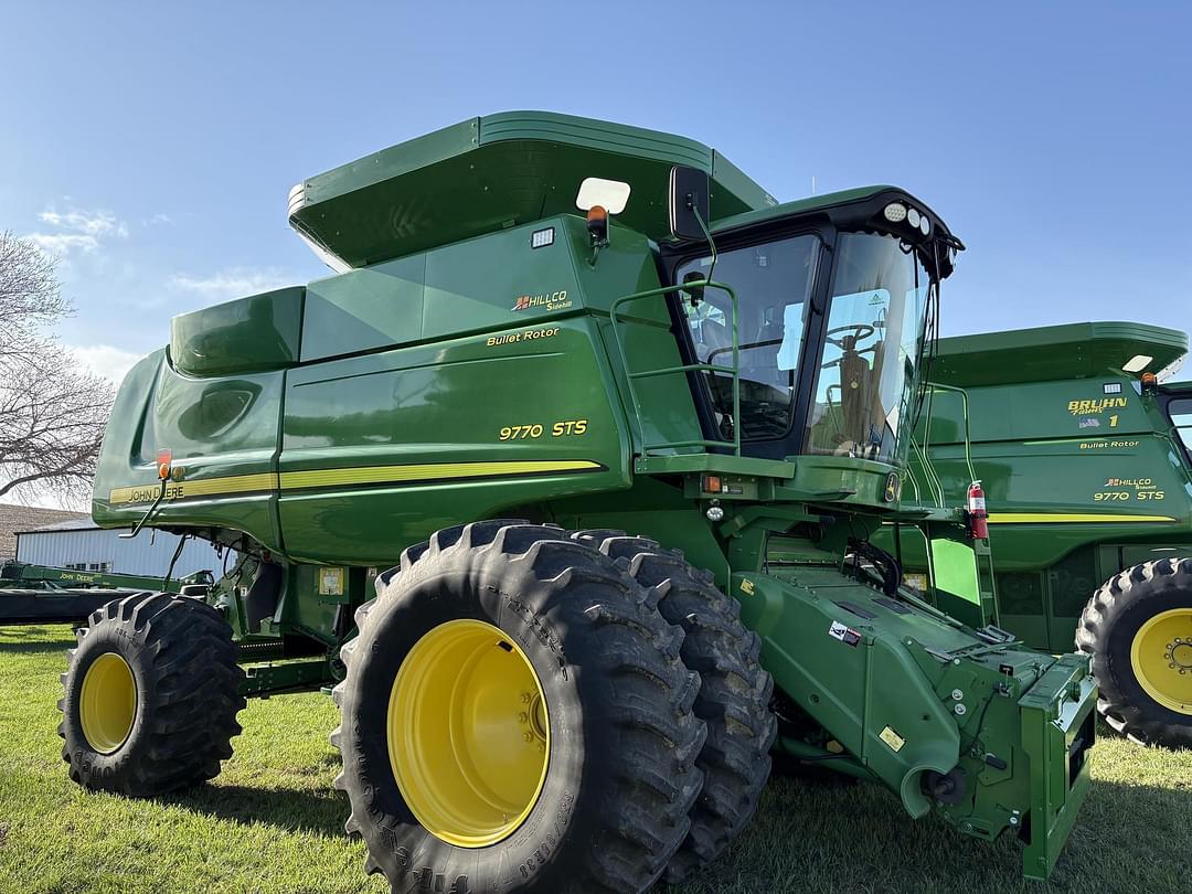 Image of John Deere 9770 STS Primary image
