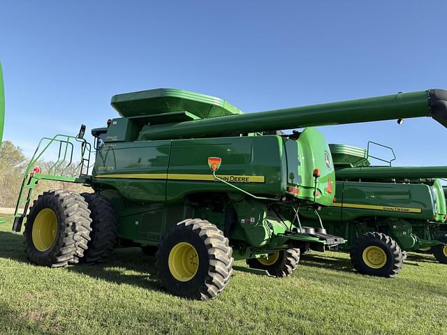 Image of John Deere 9770 STS equipment image 4