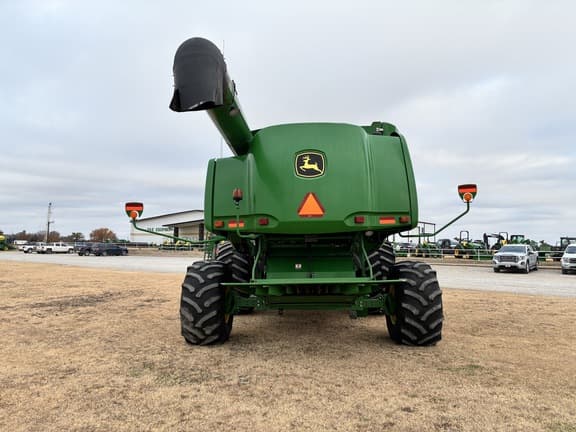 Image of John Deere 9770 STS equipment image 4