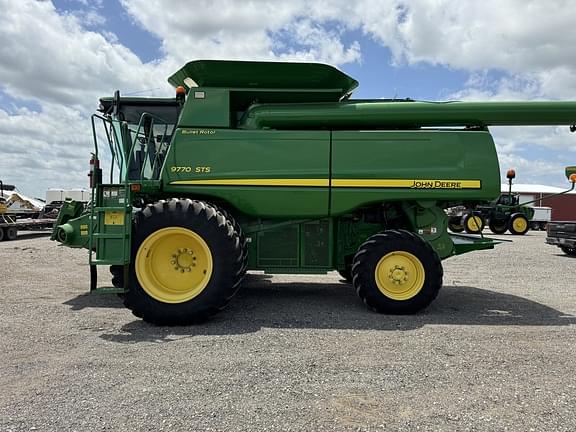 Image of John Deere 9770 STS Primary image