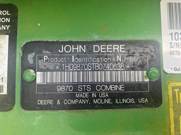 Image of John Deere 9870 STS equipment image 2