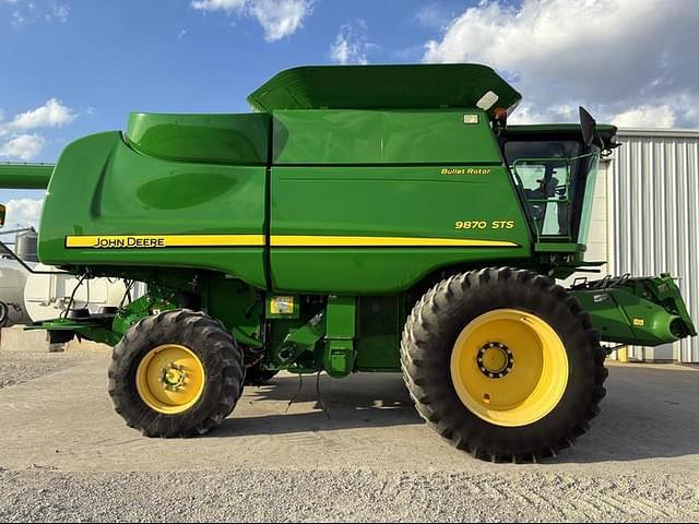 Image of John Deere 9870 STS equipment image 2