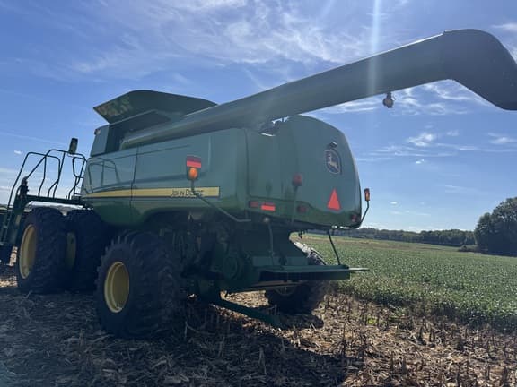 Image of John Deere 9870 STS equipment image 4