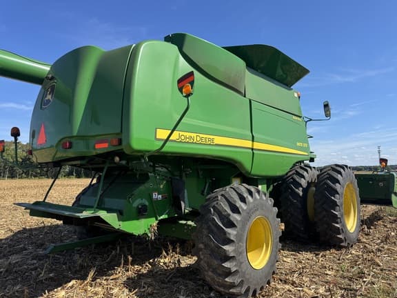 Image of John Deere 9870 STS equipment image 2