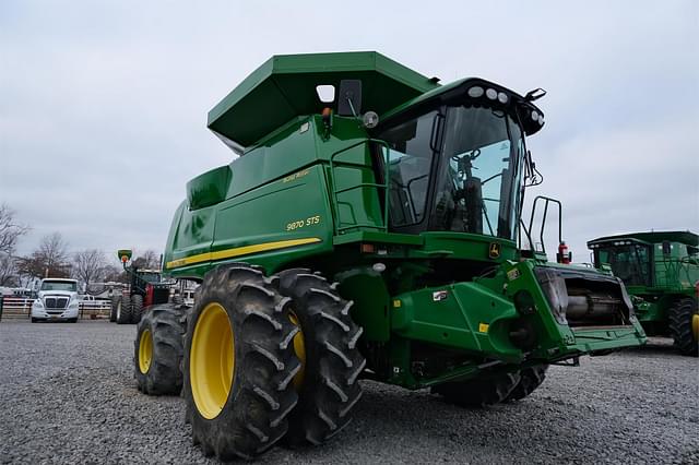 Image of John Deere 9870 STS equipment image 3