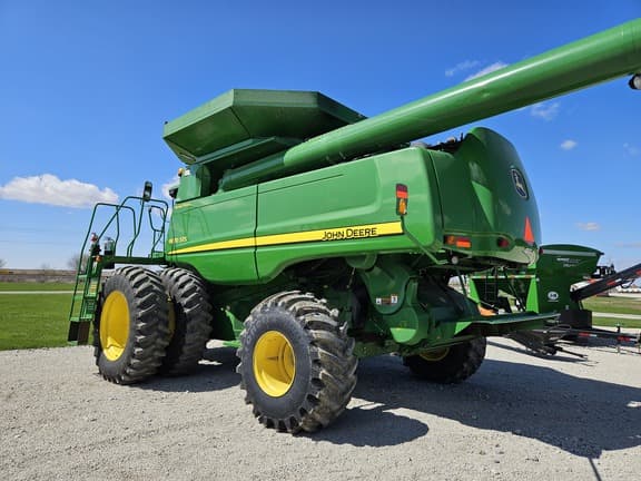 Image of John Deere 9870 STS equipment image 3