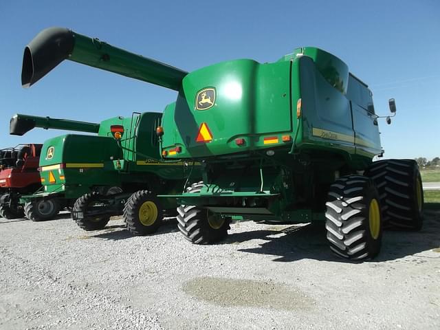 Image of John Deere 9870 STS equipment image 4