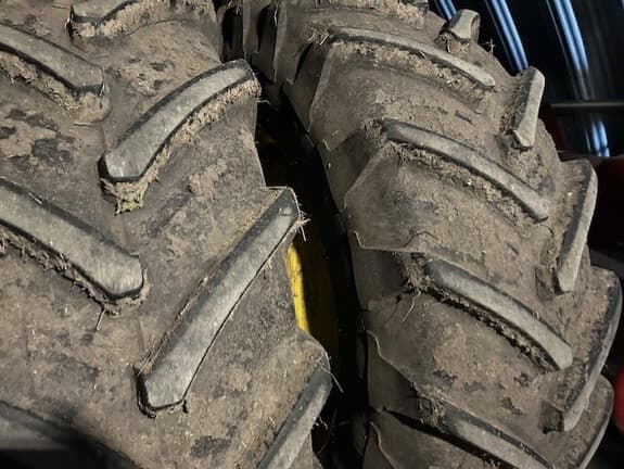 Image of John Deere 9870 STS equipment image 3