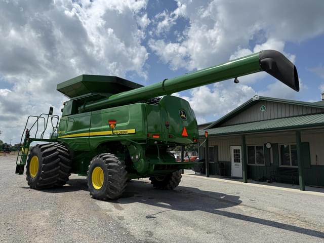 Image of John Deere 9870 STS equipment image 4