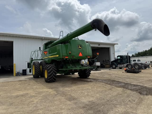 Image of John Deere 9870 STS equipment image 3