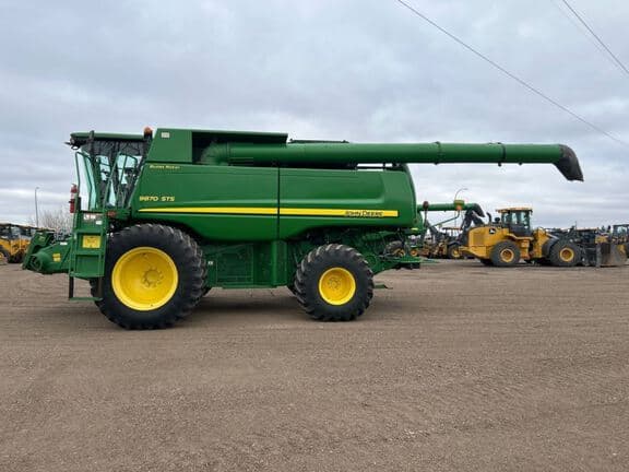 Image of John Deere 9870 STS equipment image 1