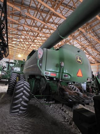 Image of John Deere 9870 STS equipment image 2