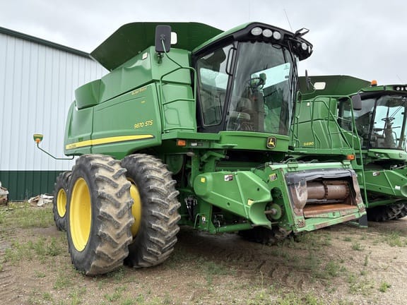 2011 John Deere 9870 STS Equipment Image0