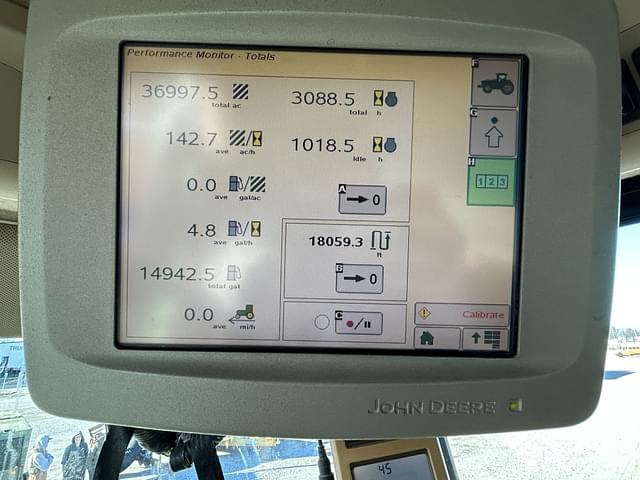 Image of John Deere 9870 STS equipment image 4