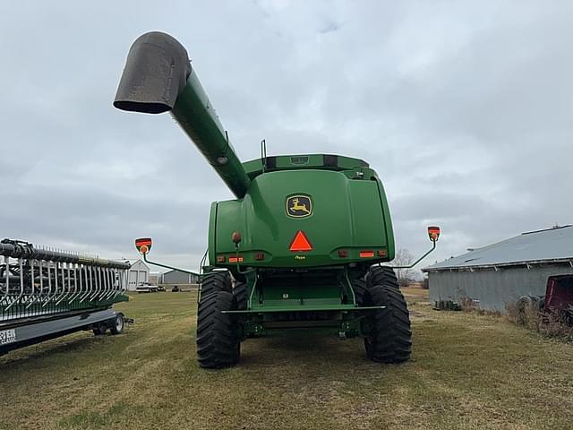 Image of John Deere 9870 STS equipment image 3