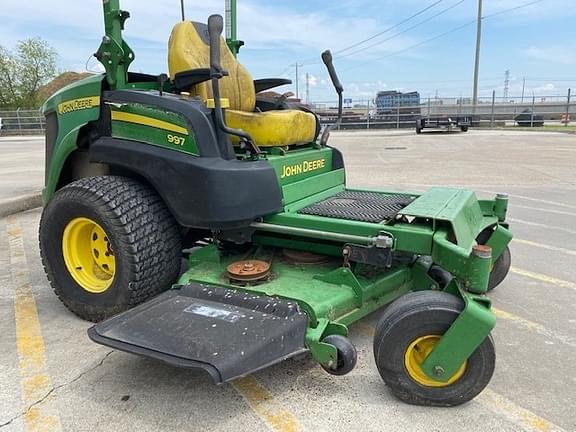 Image of John Deere 997 equipment image 4