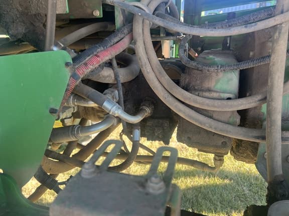 Image of John Deere A400 equipment image 3