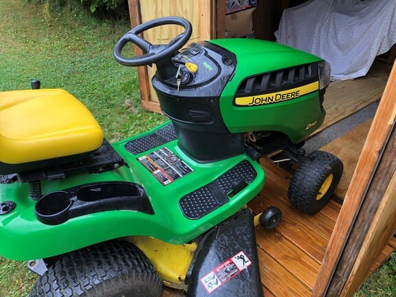 Main image John Deere D110