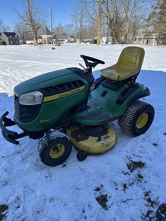 Image of John Deere D130 equipment image 1