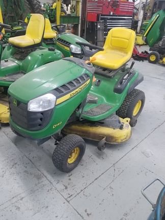 Main image John Deere D140