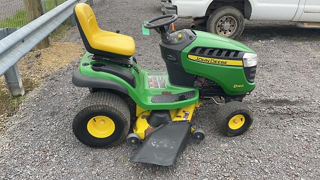 Image of John Deere D140 equipment image 3