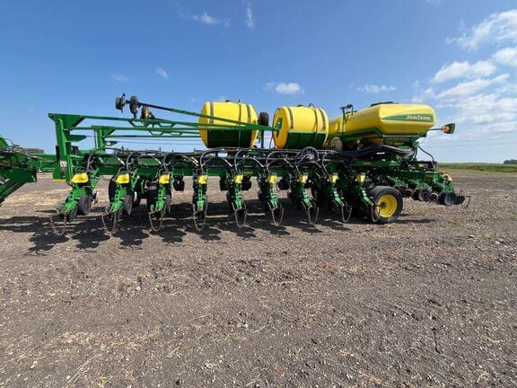 Image of John Deere DB60 Primary image