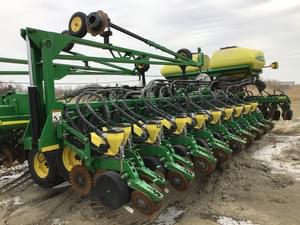 2011 John Deere DB60 Image