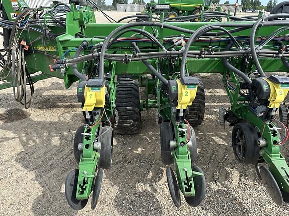 Image of John Deere DB80 equipment image 2