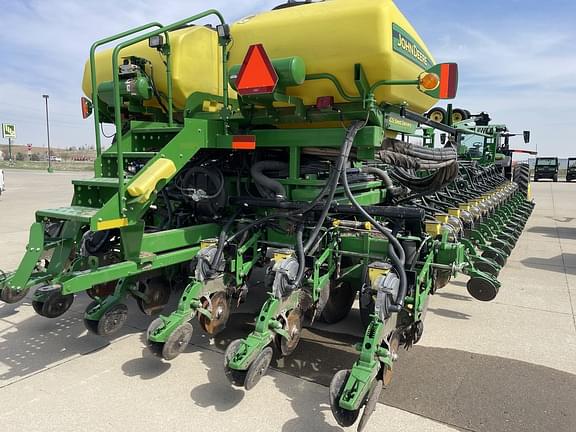 Image of John Deere DB80 equipment image 3