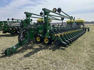 Main image John Deere DB88