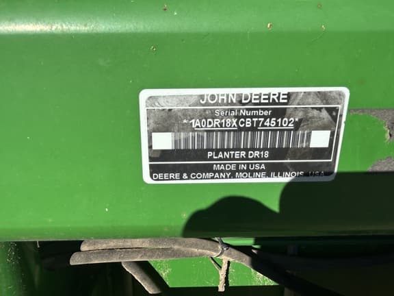 Image of John Deere DR18 equipment image 1