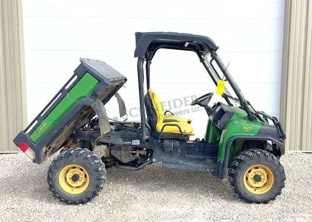 Image of John Deere Gator XUV 825i equipment image 3