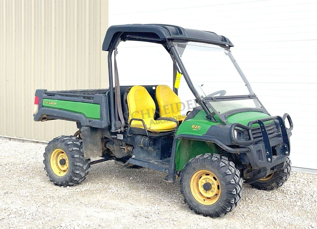 Image of John Deere Gator XUV 825i Primary image