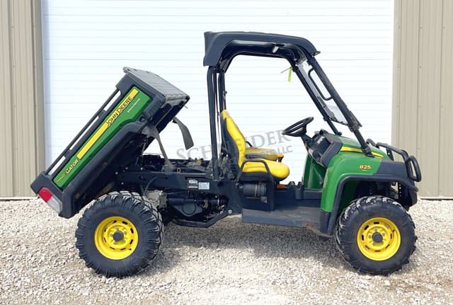 Image of John Deere Gator 825 equipment image 3