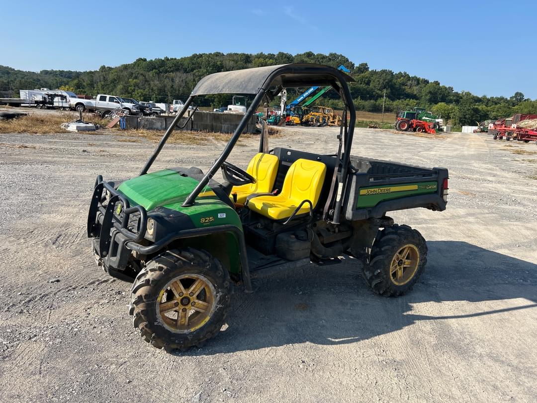 Image of John Deere Gator XUV 825i Primary image