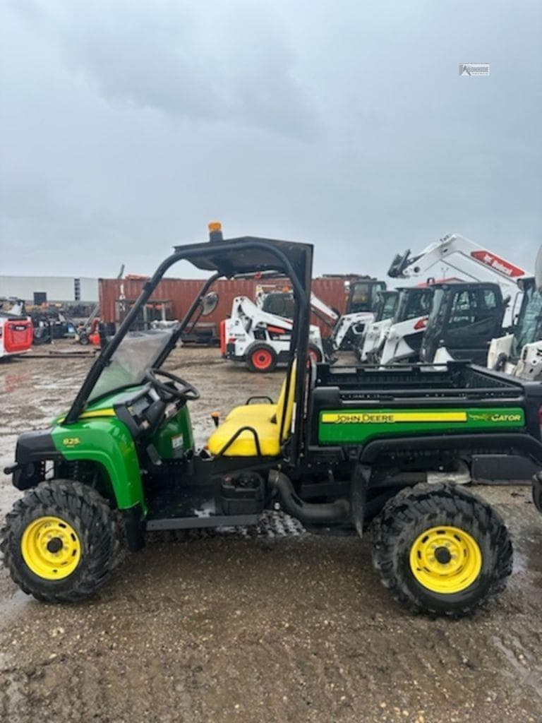 Image of John Deere Gator XUV 825i Primary image