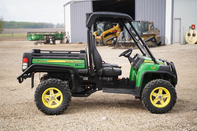 Image of John Deere Gator XUV 825i equipment image 3