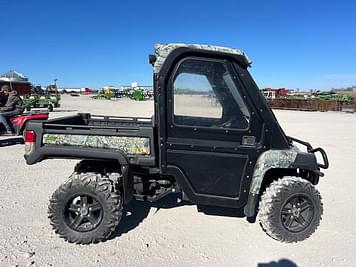 Main image John Deere Gator XUV 825i