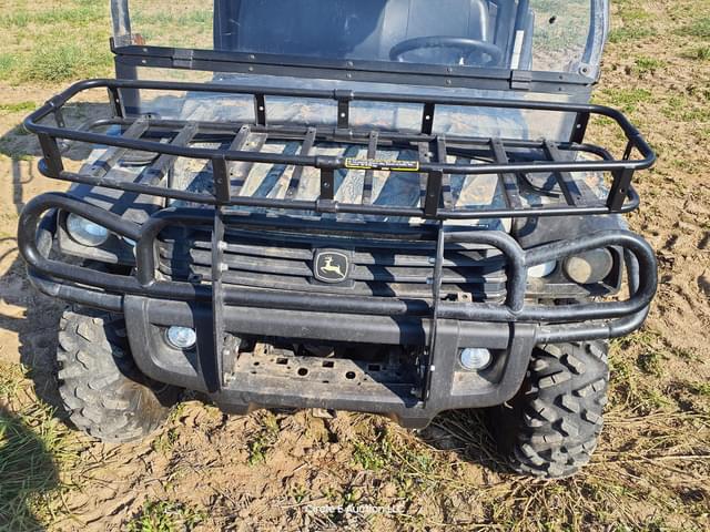 Image of John Deere Gator XUV 825i equipment image 3
