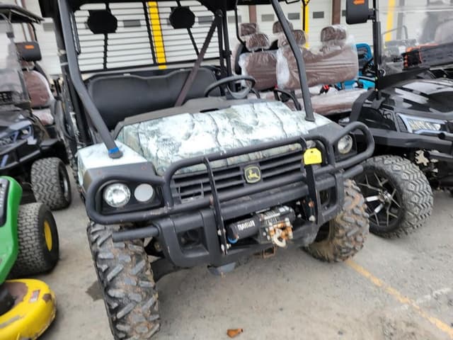 Image of John Deere Gator XUV 825i equipment image 2