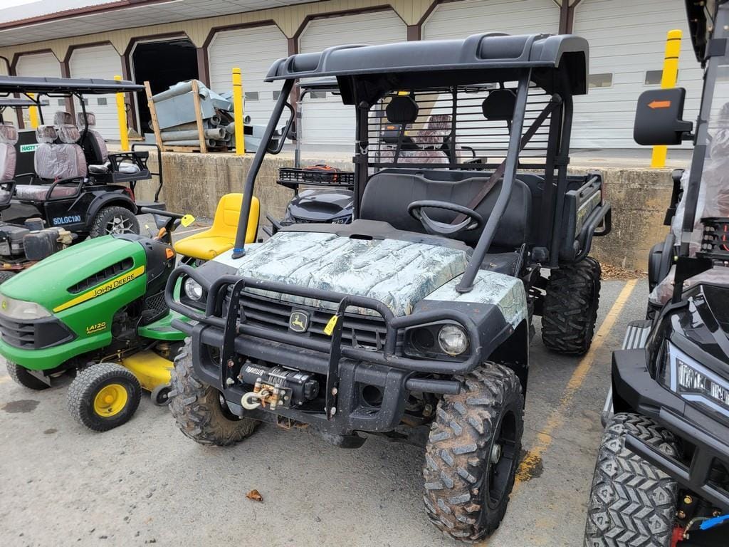 2011 John Deere Gator XUV 825i Equipment Image0