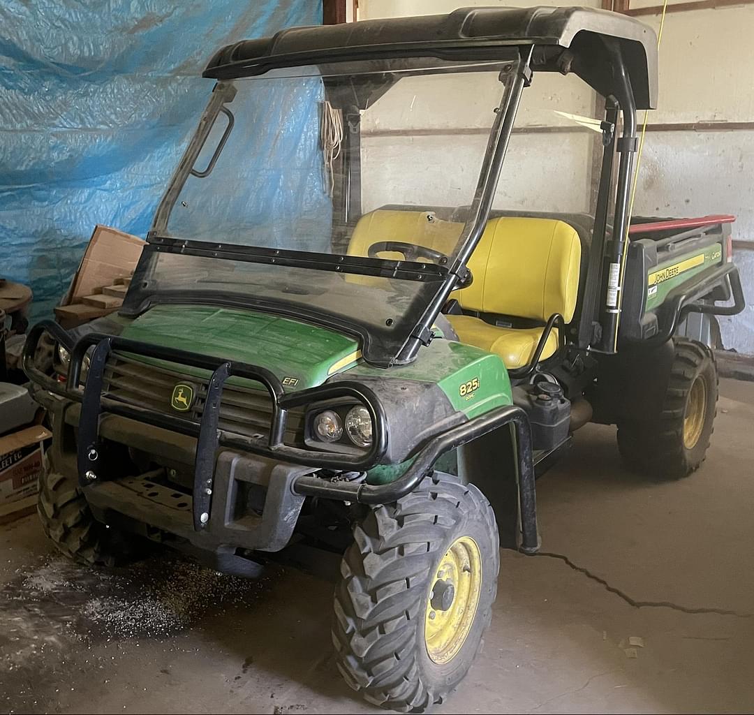 Image of John Deere Gator XUV 825i Primary image