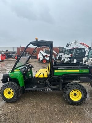 2011 John Deere Gator XUV 825i Image