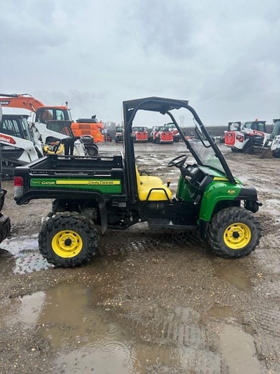 Image of John Deere Gator XUV 825i equipment image 1