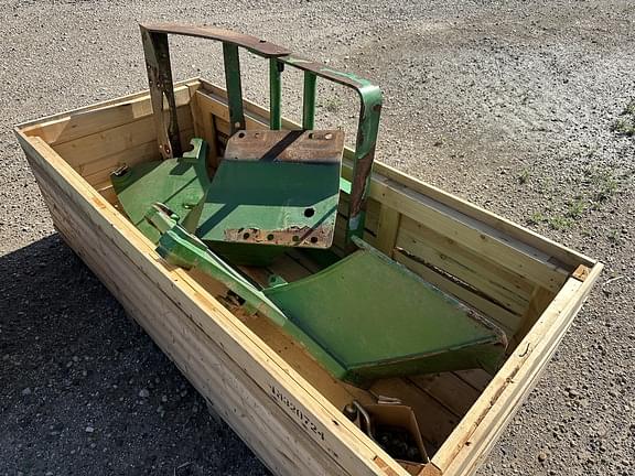 Image of John Deere H480 equipment image 4
