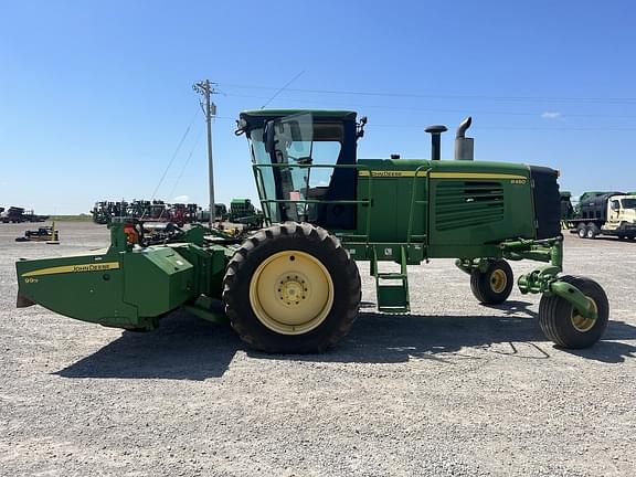 Image of John Deere R450 equipment image 1
