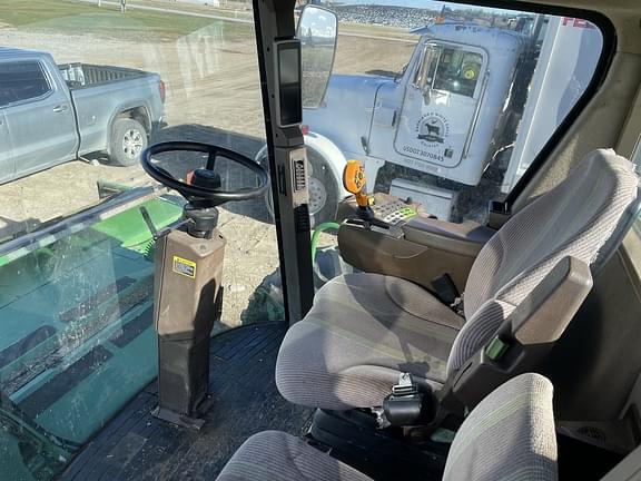 Image of John Deere R450 equipment image 2