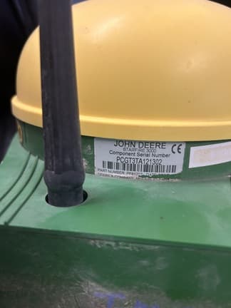 Image of John Deere StarFire 3000 equipment image 4