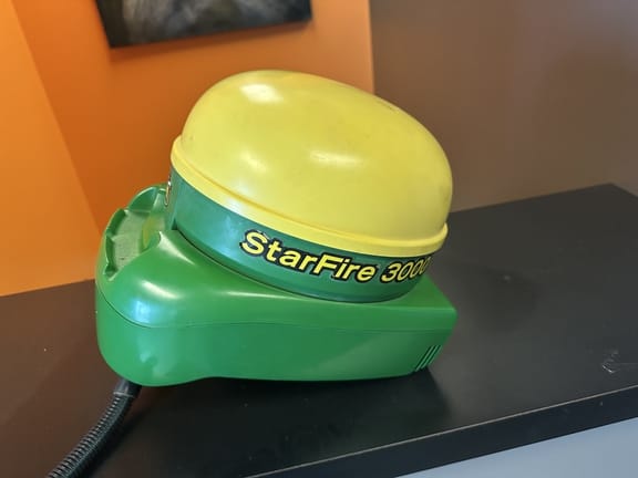 2011 John Deere StarFire 3000 Equipment Image0